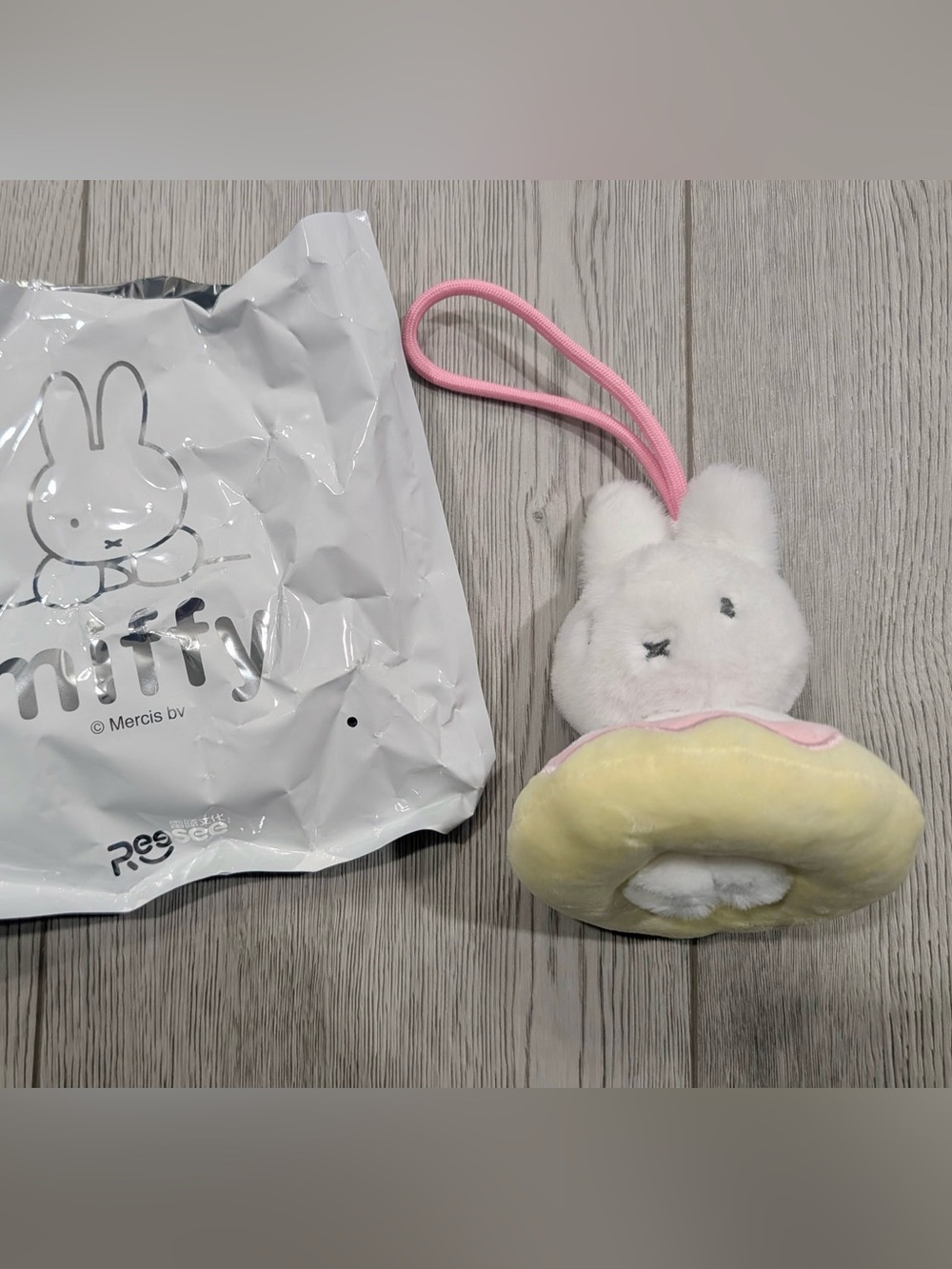 New Miffy Food Workshop Series Plush Pendant-Donut w/Bag-No Box